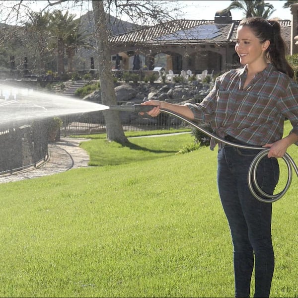BERNINI FOUNTAINS Pro 5/8 in Dia x 50 ft. Length Heavy Duty Kink Free Metal  Hose - Grey LG3943GY - The Home Depot