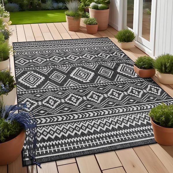 Beverly Rug 9 X 12 Black White Waikiki Modern Moroccan Indoor