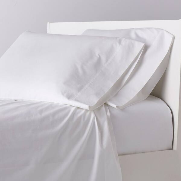 The Company Store Garment-Washed 4-Piece White Solid 200-Thread Count Organic Cotton Percale Queen Sheet Set