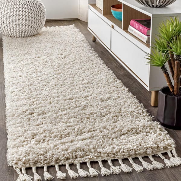 JONATHAN Y Mercer Shag Plush Tassel Cream 2 ft. x 8 ft. Runner Rug
