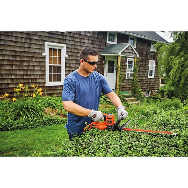 BLACK+DECKER BEHTS400 22 in. 4.0 Amp Corded Dual Action Electric Hedge Trimmer with Saw Blade Tip - 2