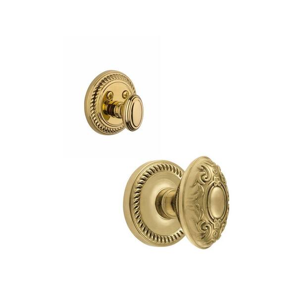Grandeur Newport Single Cylinder Lifetime Brass Combo Pack Keyed Alike with Grande Victorian Knob and Matching Deadbolt