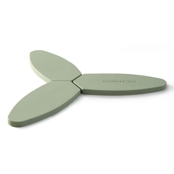 Leo Balance Silicone Foldable and Magnetic Trivet 9.5 in. Sage