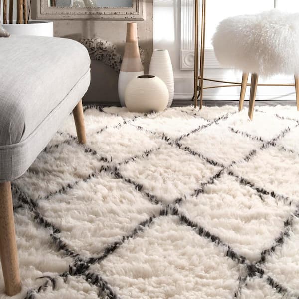 nuLOOM 9 x 12 Ivory Indoor Solid Area Rug in the Rugs department