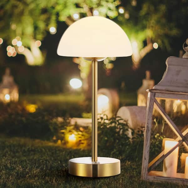 https://images.thdstatic.com/productImages/e1540be9-eb18-4b91-ac15-1f4e53d68687/svn/brass-gold-jonathan-y-table-lamps-jyl7109c-77_600.jpg