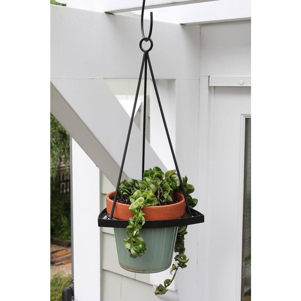 Black Wrought Iron Contemporary Plant Hanger for 8-inch Pots