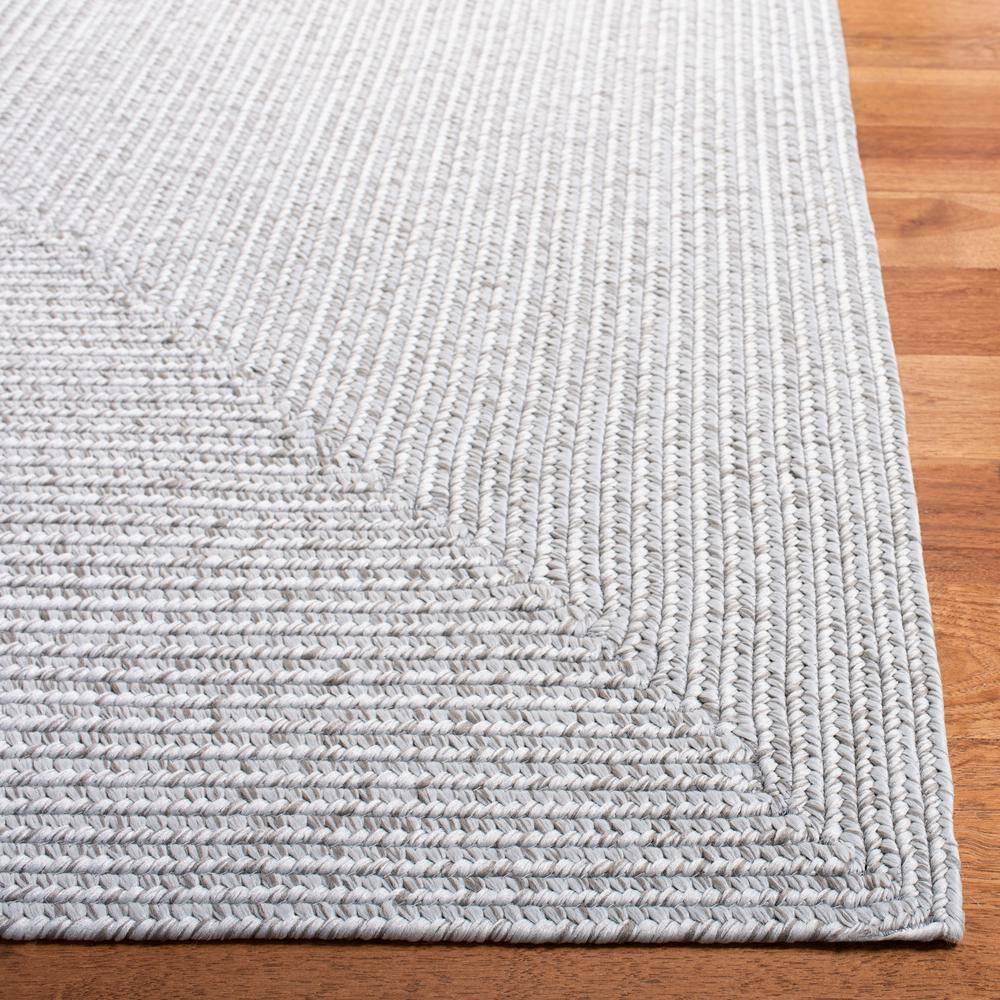 Handwoven Braided Silver & Grey Square Area Rug - 4' x 4'