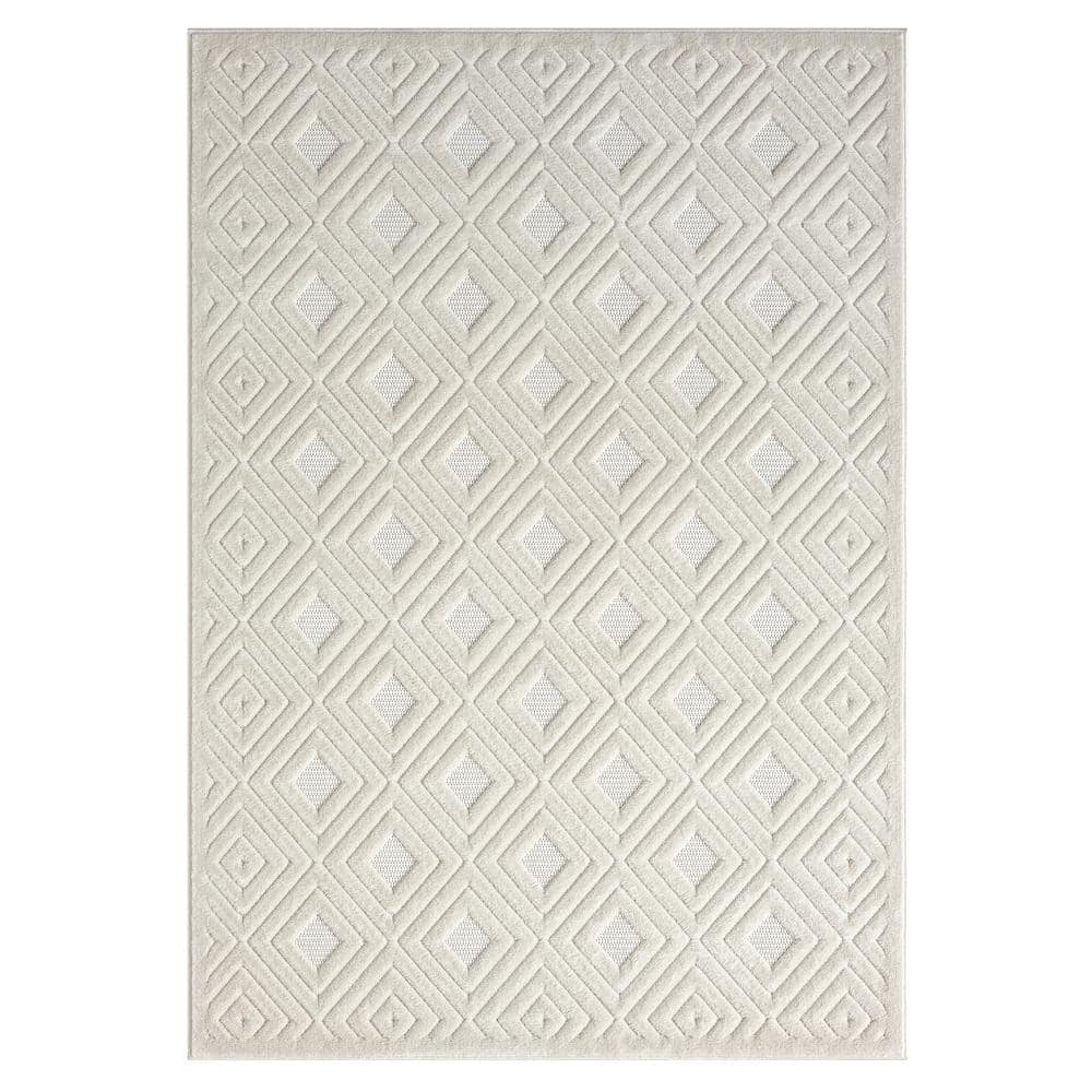 Arlo Ivory 5 ft. x 7 ft. Geometric High-Low Polypropylene Indoor/Outdoor Ar