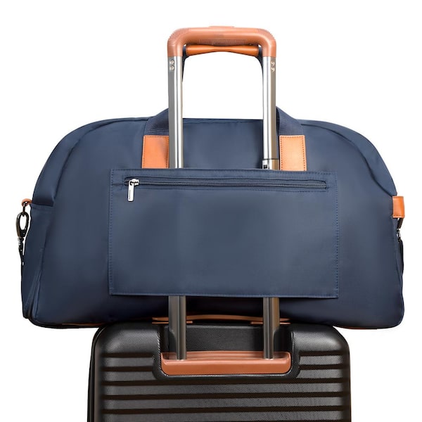 CHAMPS The Weekender 21 in. Navy USB-Charging Water-Resistant