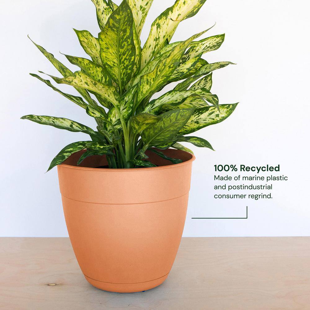 Coral 16-inch Recycled Plastic Bell Planter with Saucer