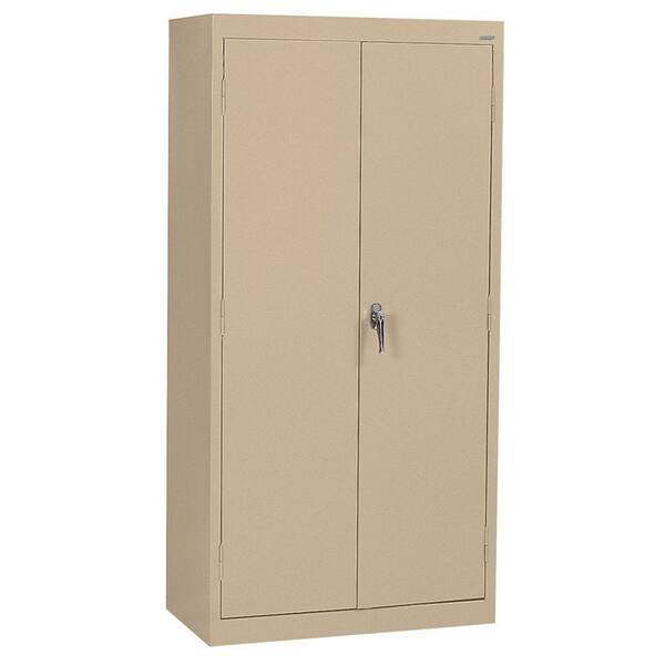 Sandusky Classic Series Storage Cabinet with Adjustable Shelves in ...