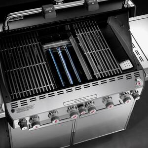 Summit S-670 6-Burner Natural Gas Grill in Stainless Steel with Built-In Thermometer and Rotisserie