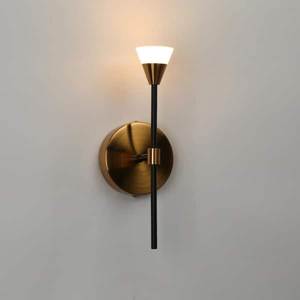 ZEVNI Gerda 4.7-in W 1-Light Matte Black and Brass Bathroom Light