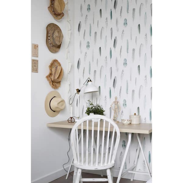Nala Multicolor Feathers Paper Strippable Wallpaper (Covers 56.4 sq. ft.)