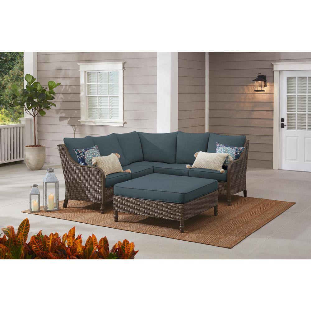 outdoor wicker sectional with ottoman