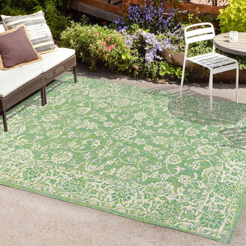 9' x 12' Green and Cream Floral Synthetic Rectangular Area Rug