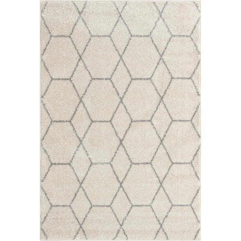 Ivory and Gray Synthetic 4' x 6' Trellis Area Rug