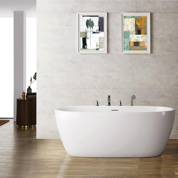 ROSWELL Everly 67 in. x 31.5 in. Acrylic Flatbottom Soaking Bathtub in White