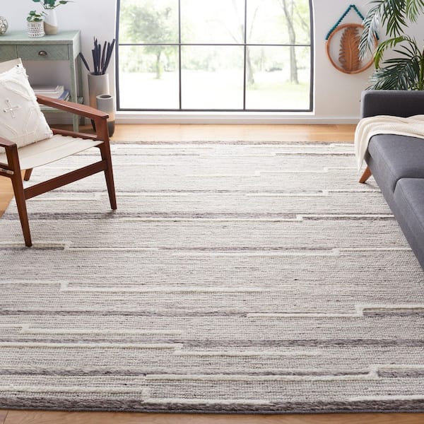 Casablanca 8 ft. x 10 ft. Ivory/Gray Geometric Striped Area Rug