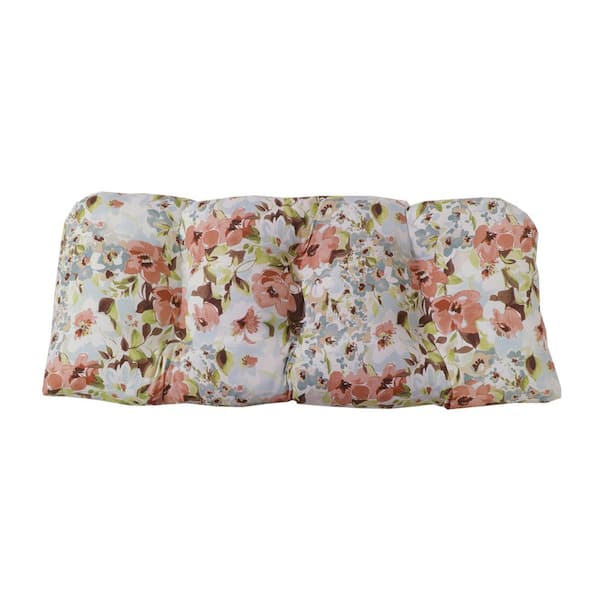 tufted wicker settee cushion