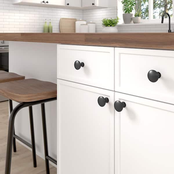 Copperfield Collection 1-9/16 in. (40 mm) Classic Matte Black Round Cabinet Knob