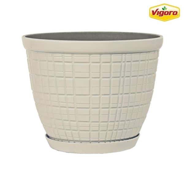 Vigoro 8 in. Adeline Small Ivory Recycled Plastic Planter (8 in. D x 6 in. H) with Attached Saucer