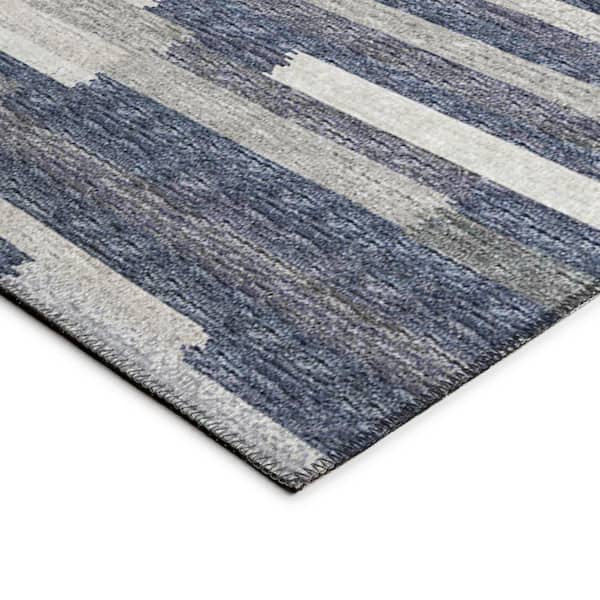 Yuma Grey 1 ft. 8 in. x 2 ft. 6 in. Geometric Indoor/Outdoor Washable Area Rug