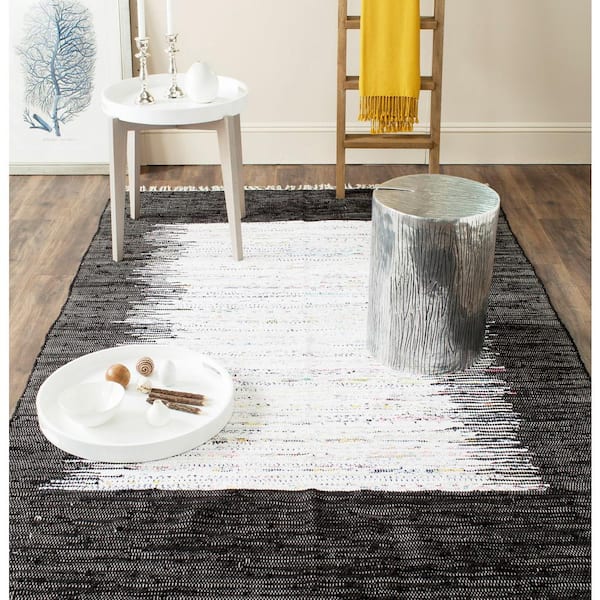 Montauk Ivory/Black 4 ft. x 4 ft. Square Border Area Rug