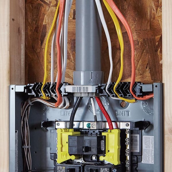 Square D Homeline 200 Amp 40-Space 80-Circuit Indoor Main Breaker Qwik-Grip Plug-On Neutral Load Center with Surge SPD Value Pack