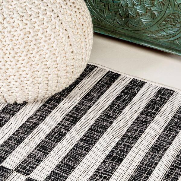 Jonathan Y Sukie Ivory Black 5 Ft X 8, Are Indoor Outdoor Rugs Toxic