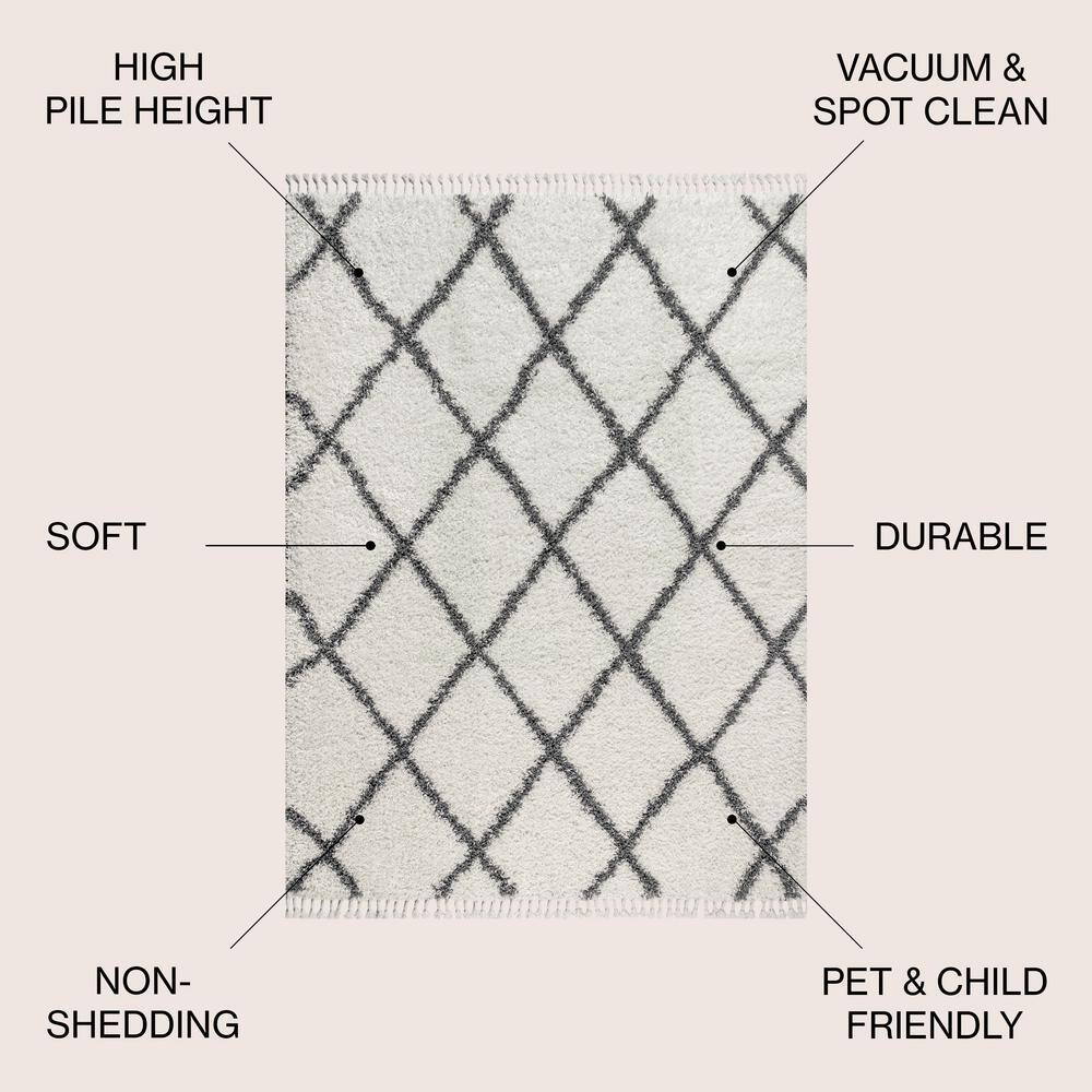 Reversible Moroccan Geometric Trellis Grey/Cream Shag Rug - 3x5 Feet