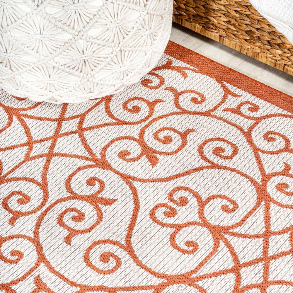 Boho-Chic Cream/Orange Filigree Spanish-Inspired Indoor/Outdoor Rug