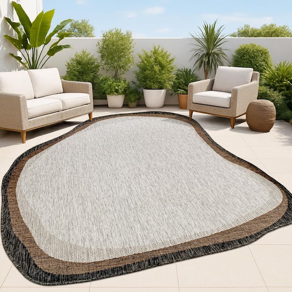 Wyatt Modern Rustic Abstract Gray/Black 9 ft. x 12 ft. Indoor/Outdoor Shaped Area Rug