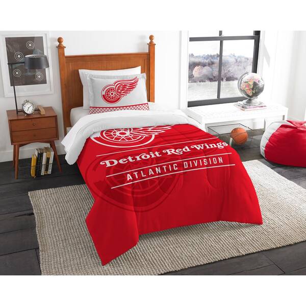 THE NORTHWEST GROUP Red Wings Draft 2-Piece Multi-Color Polyester Twin Comforter Set