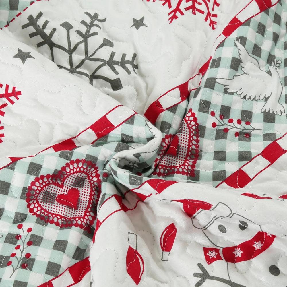 Queen Red and White Microfiber Christmas Quilt Set