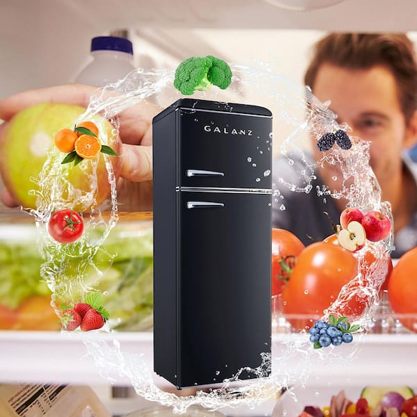 https://images.thdstatic.com/productImages/e241d0c0-377e-41f7-a410-7390b0a15a8a/svn/black-galanz-top-freezer-refrigerators-glr12tbkefr-44_600.jpg