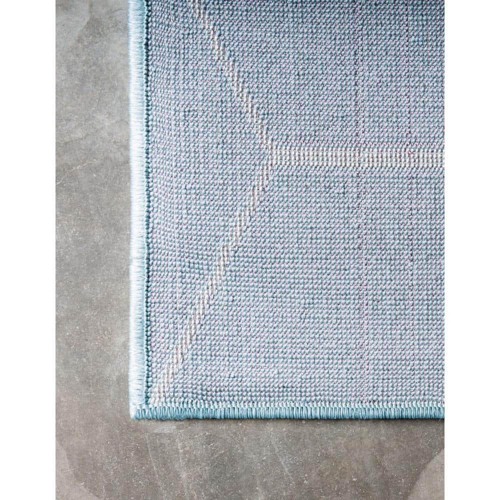 Light Blue and Ivory Trellis 8'x10' Easy-Care Synthetic Rug