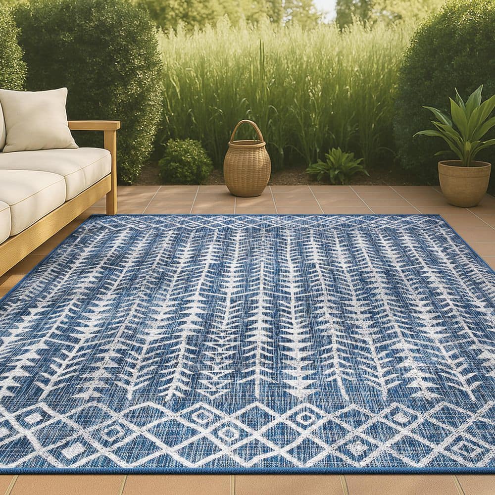 Tokay Bohemian Geometric Blue/Ivory 4 ft. x 6 ft. Indoor/Outdoor Area Rug price history on PriceWatchPro