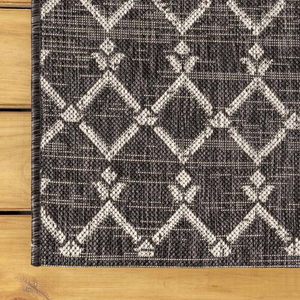Gray Geometric Flat Woven Indoor/Outdoor Rug 4' x 6'