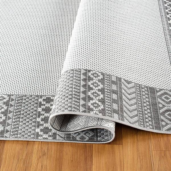 World Rug Gallery Bohemian Bordered Indoor/Outdoor Flatweave Waterproof Backyard Patio Area Rug - Gray - 2'x7' Runner