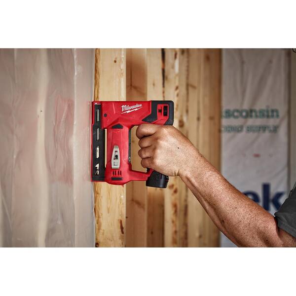 Milwaukee - M12 12-Volt Lithium-Ion Cordless 3/8 in. Crown Stapler with M12 Compact 2.0 Ah Battery (2-Pack) Starter Kit and Charger