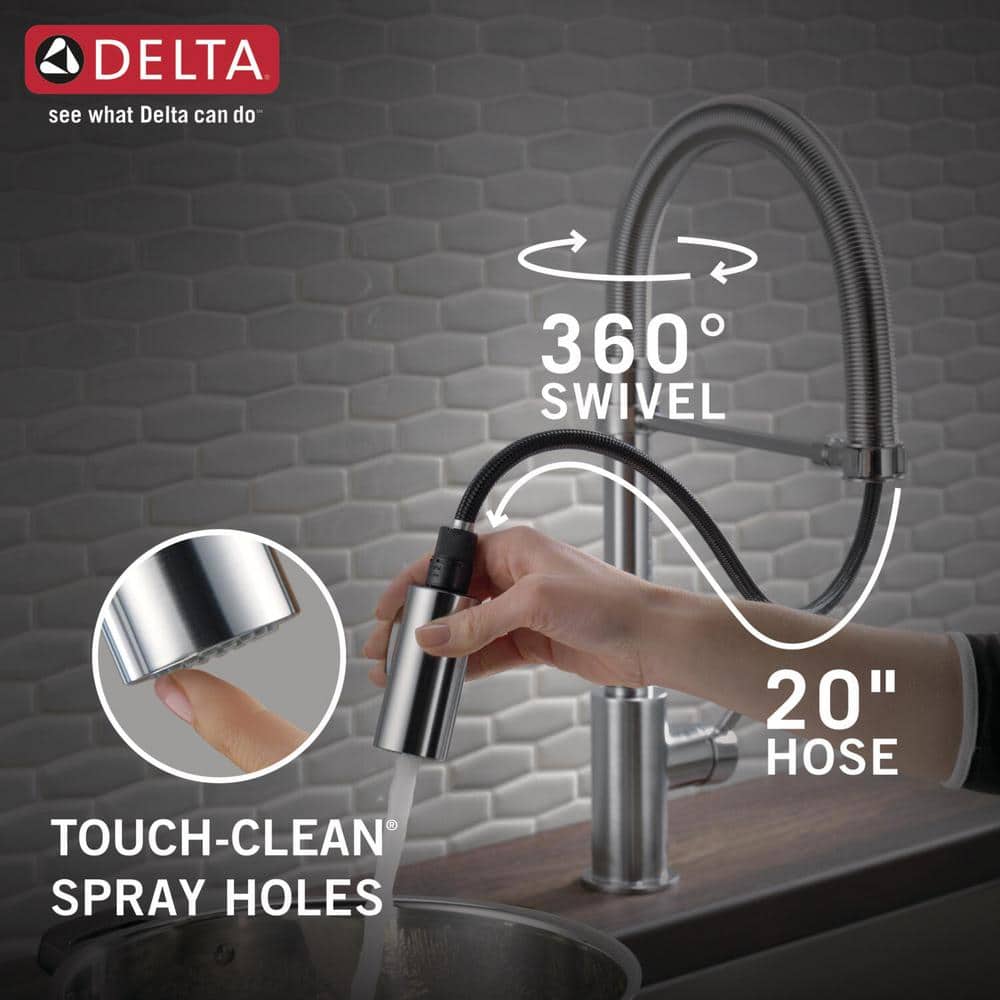 Sleek Chrome Pull-Down Kitchen Faucet with Magnetic Docking