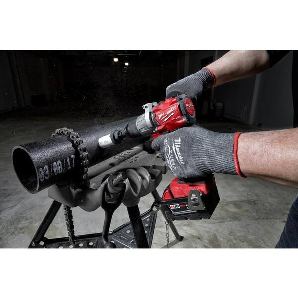Milwaukee - M18 FUEL 18V Lithium-Ion Brushless Cordless 1/2 in. Drill / Driver Kit W/(2) 5.0Ah Batteries, Charger, and Hard Case