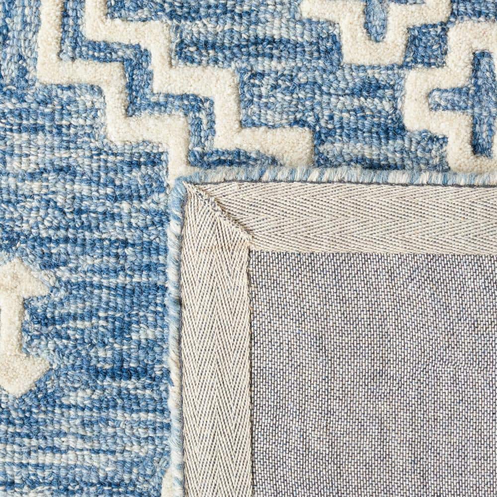 Handmade Blue Wool Abstract Tufted Rectangular Rug 5x8 Feet