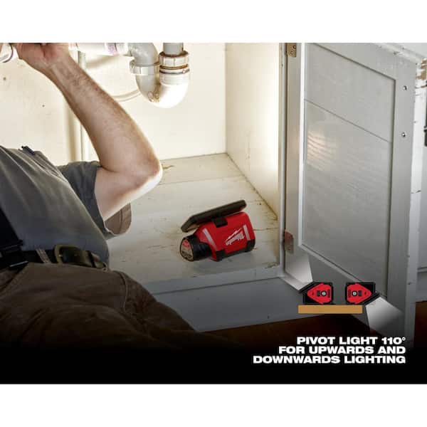 Milwaukee - M12 ROVER Service and Repair Flood Light with USB Charging
