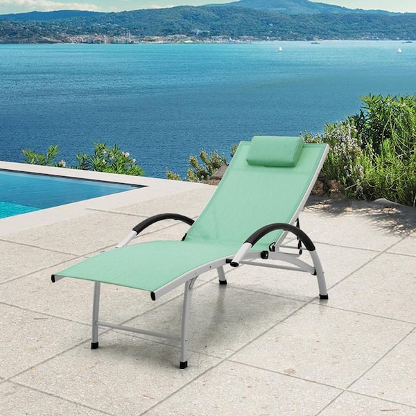 Crestlive Products White 1-Piece Metal Outdoor Chaise Lounge