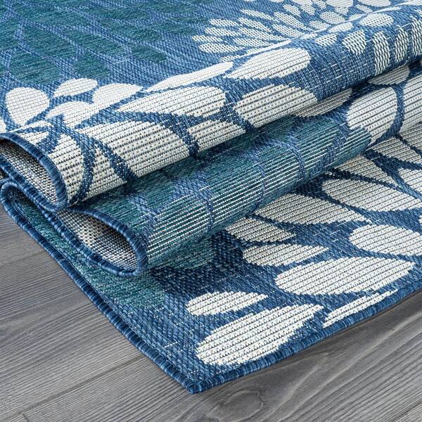 5' X 7' Ivory Or Teal Sea Creatures Indoor Outdoor Area Rug 5' X 7' Ivory Or Teal Sea Creatures Indoor Outdoor Area Rug