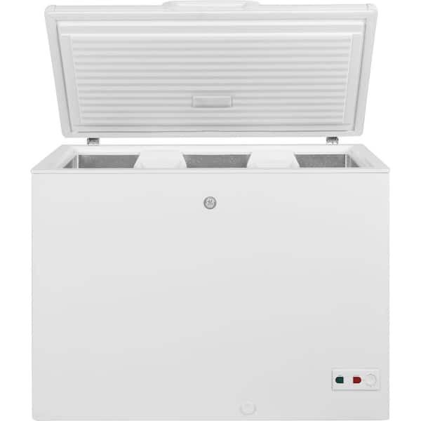 GE Garage Ready 5-cu ft Manual Defrost Chest Freezer (White)