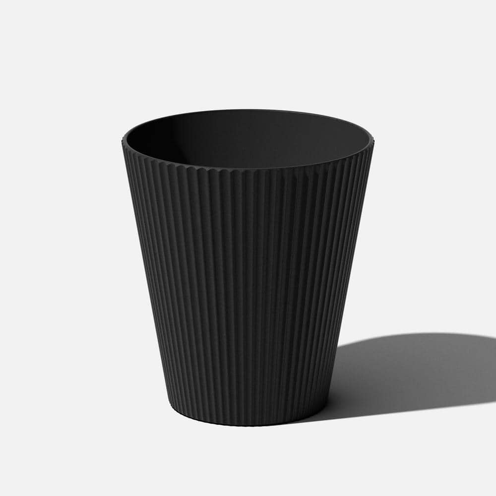 Veradek Demi Medium Black Plastic Round Planter with Drainage
