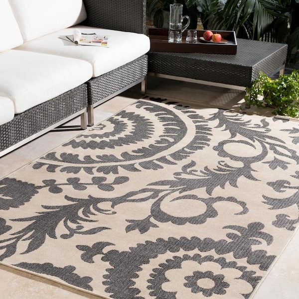 Big Pine Gray 7 ft. x 7 ft. Square Indoor/Outdoor Patio Area Rug